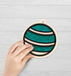 Splat Planet Mess-Free Clay Colouring Kit – Baubles | 3D Air-Dry Clay Christmas Decoration Craft for Kids